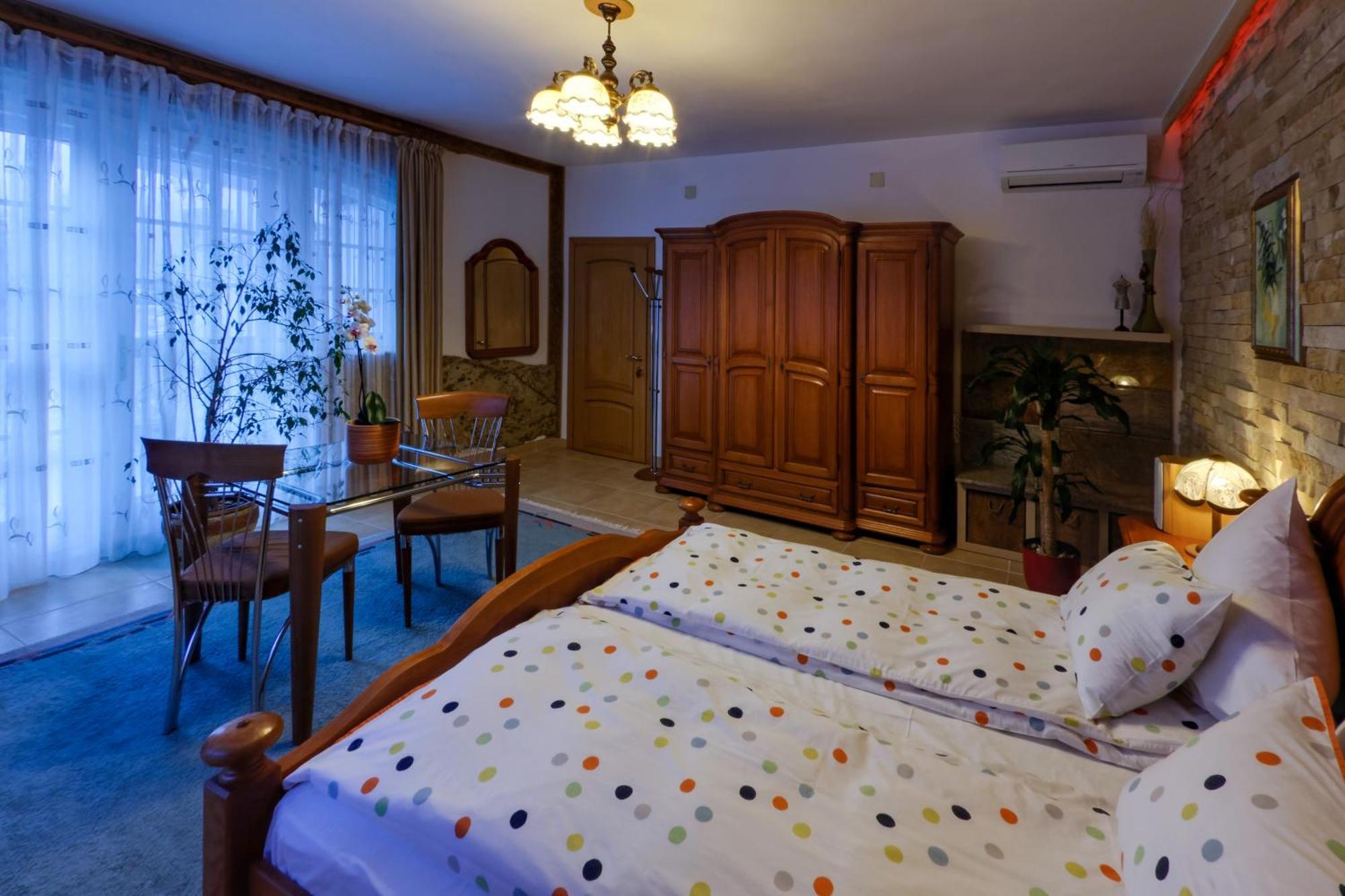 Boutique Hotel Forest Retreat (Adults Only) บุชเตนี ภายนอก รูปภาพ