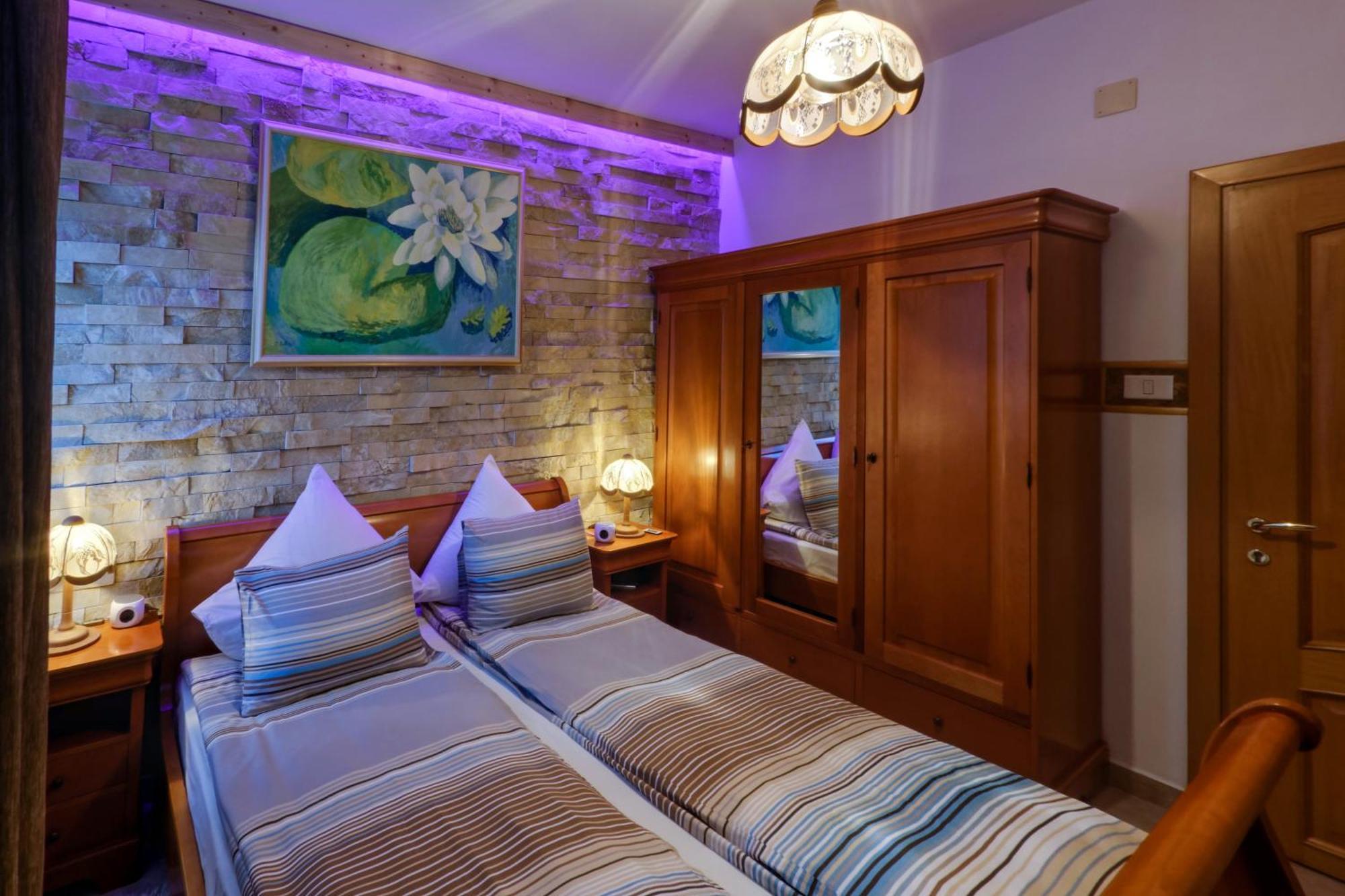 Boutique Hotel Forest Retreat (Adults Only) บุชเตนี ภายนอก รูปภาพ