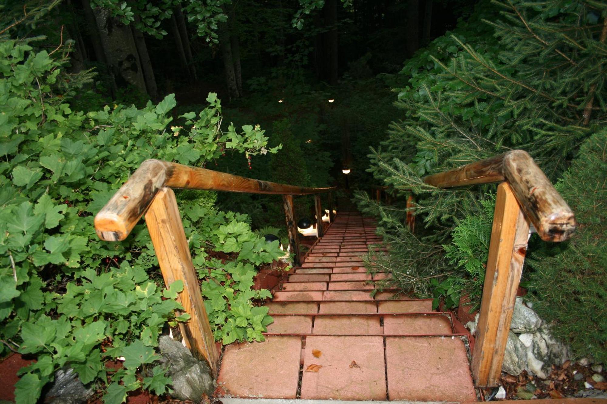 Boutique Hotel Forest Retreat (Adults Only) บุชเตนี ภายนอก รูปภาพ