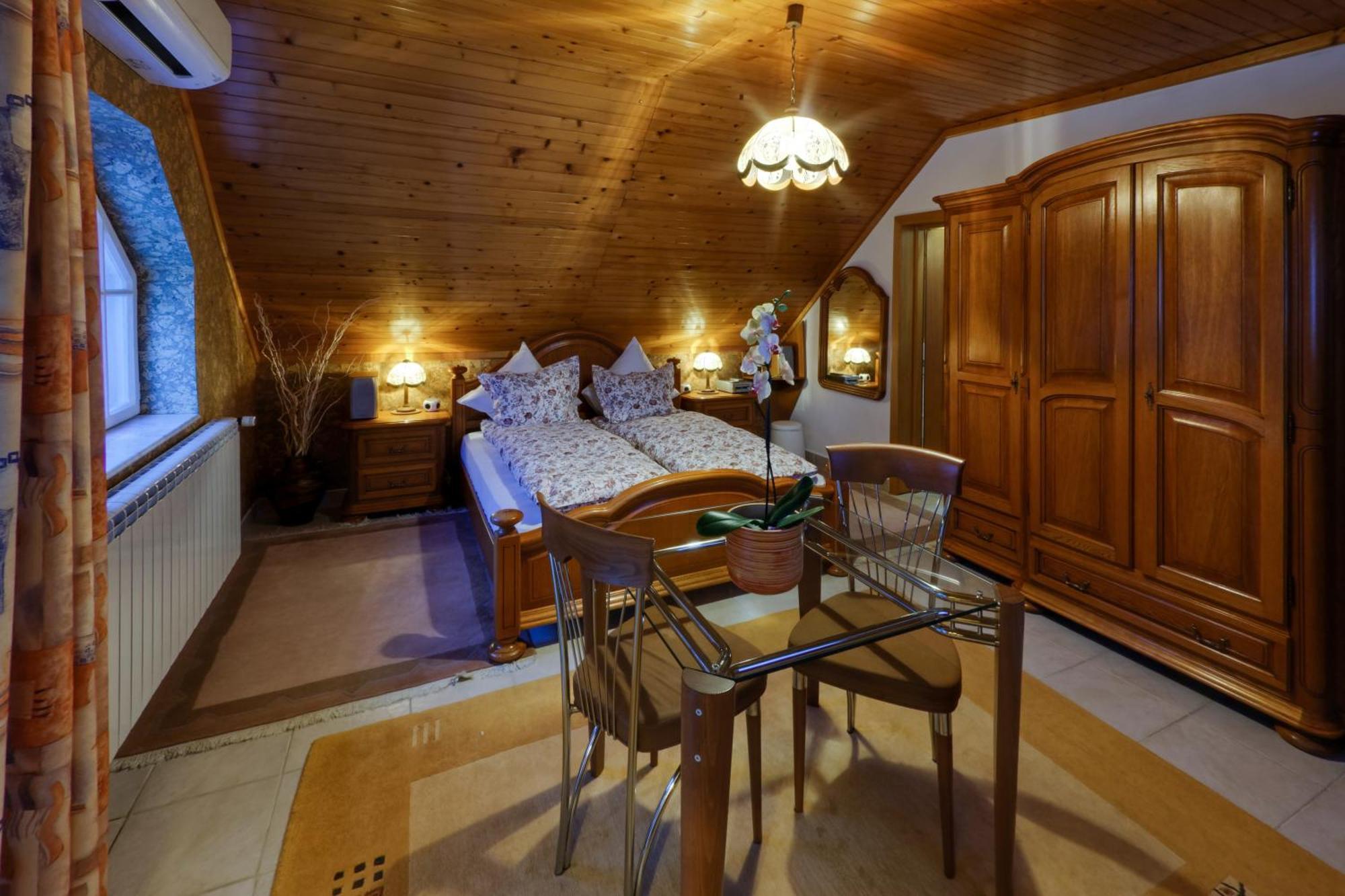 Boutique Hotel Forest Retreat (Adults Only) บุชเตนี ภายนอก รูปภาพ