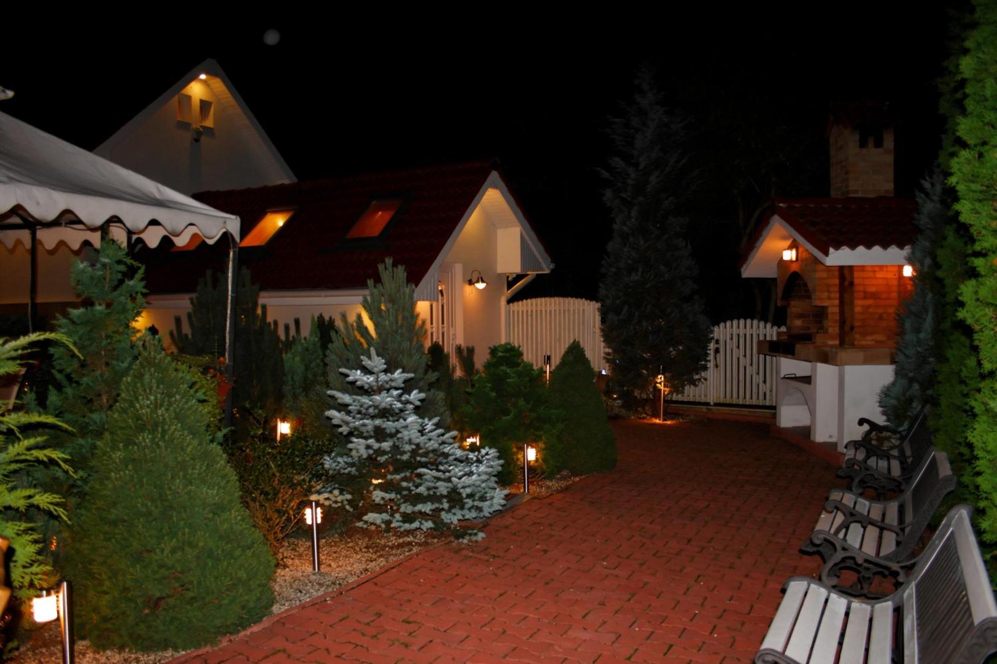 Boutique Hotel Forest Retreat (Adults Only) บุชเตนี ภายนอก รูปภาพ